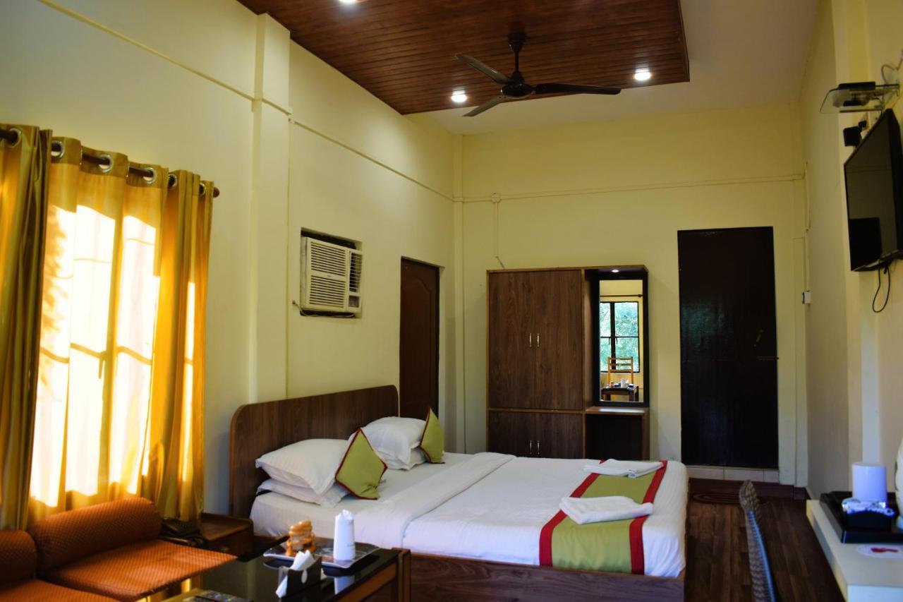 Brahmaputra Jungle Resort Гувахати Экстерьер фото