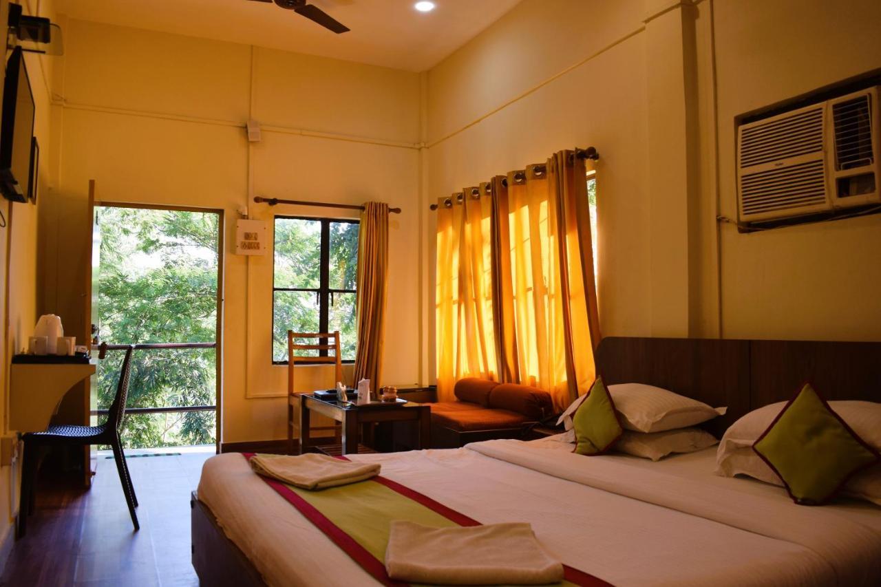 Brahmaputra Jungle Resort Гувахати Экстерьер фото